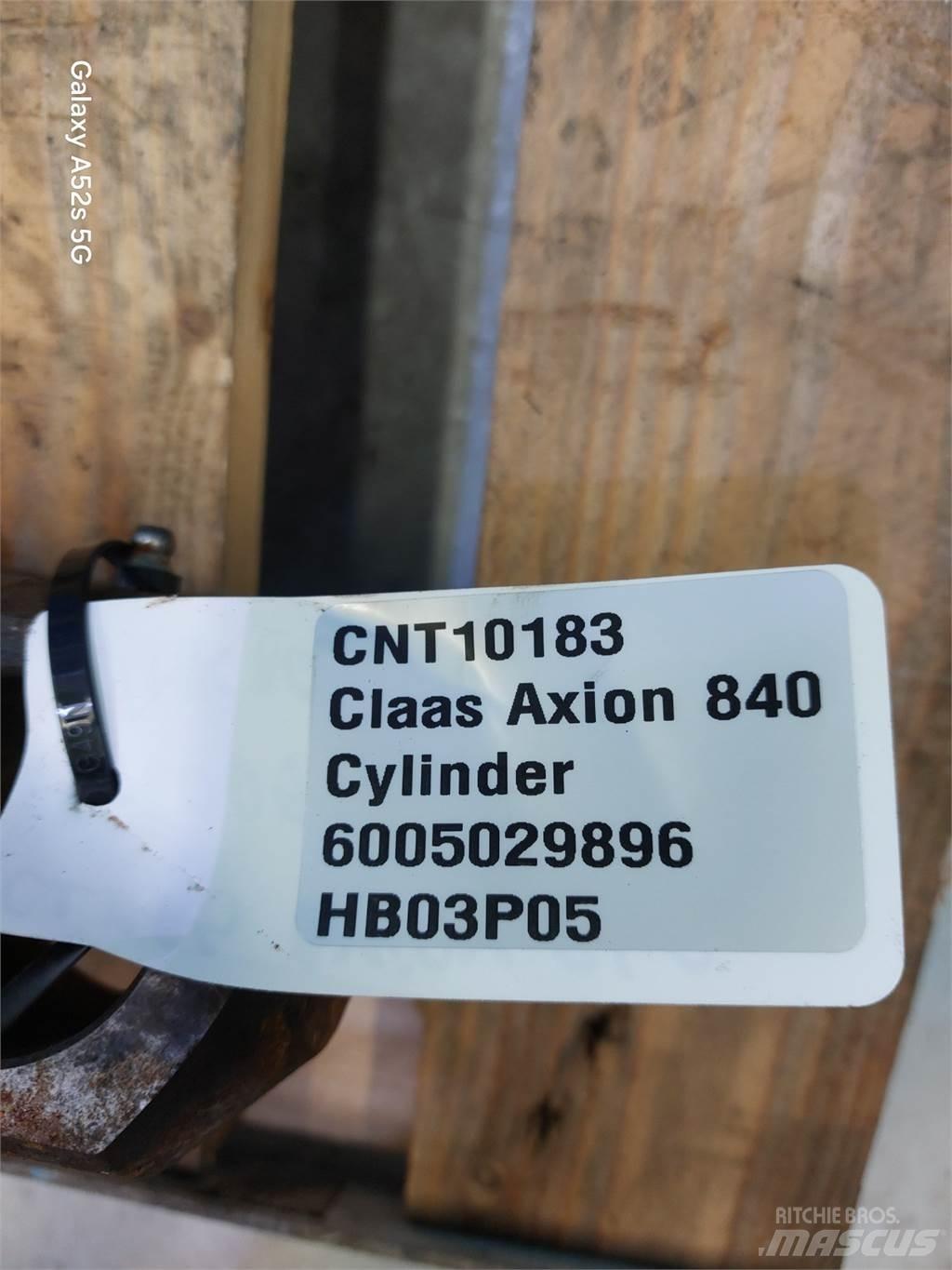 CLAAS Axion 840 Hydraulik