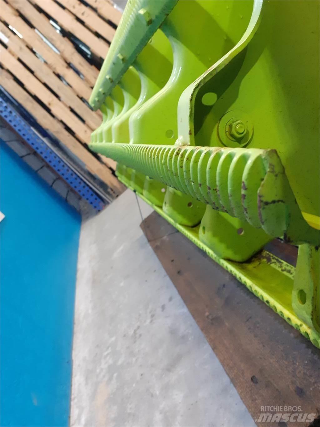 CLAAS Lexion 460 Trösktillbehör