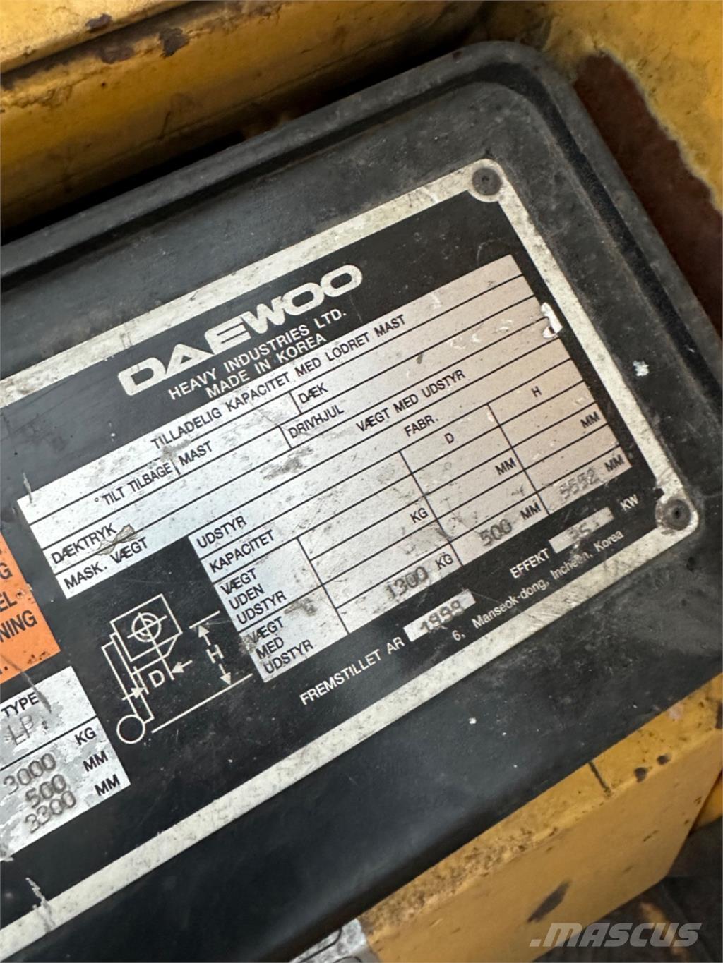 Daewoo G30E Gasolmotviktstruckar