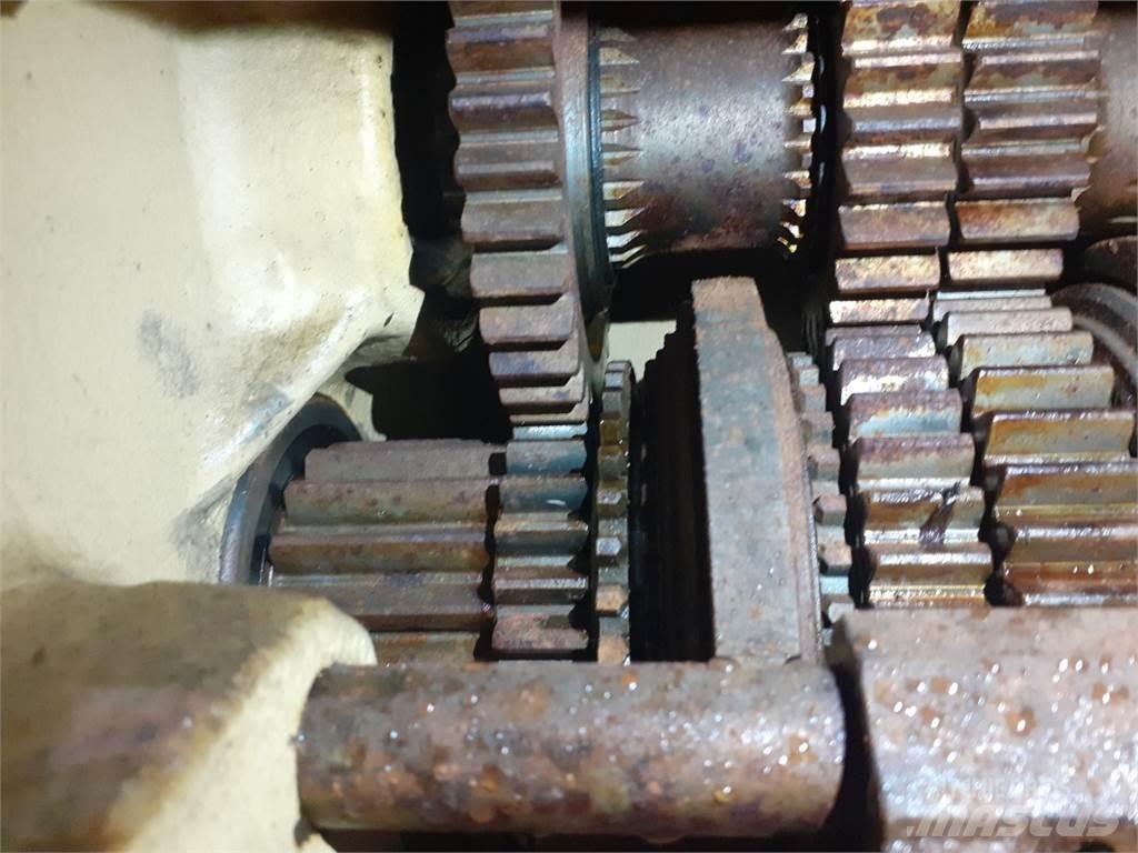 Deutz 4075 Växellåda