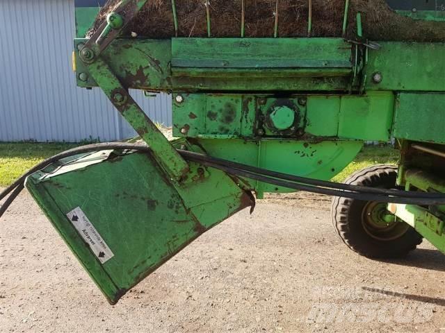 Deutz-Fahr M2680 Trösktillbehör