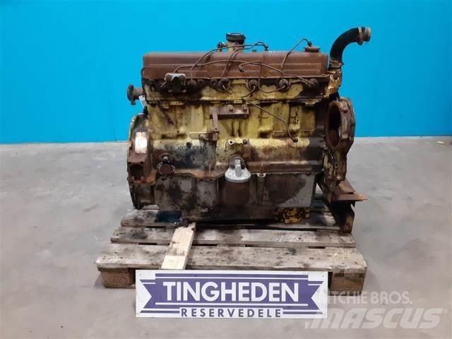 Ford 2713E Motorer