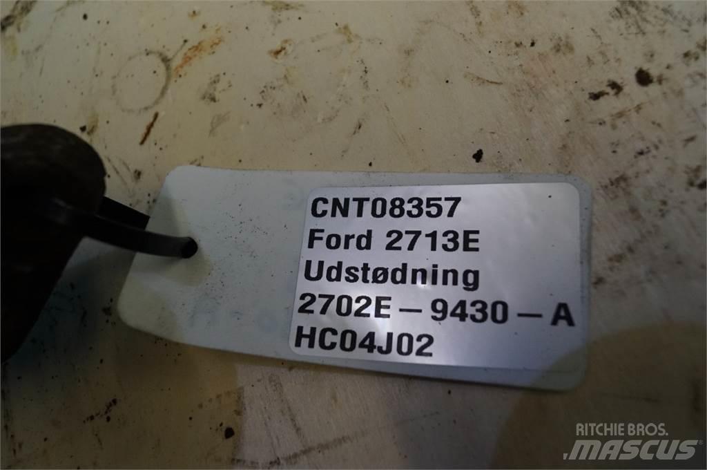 Ford 2713E Motorer