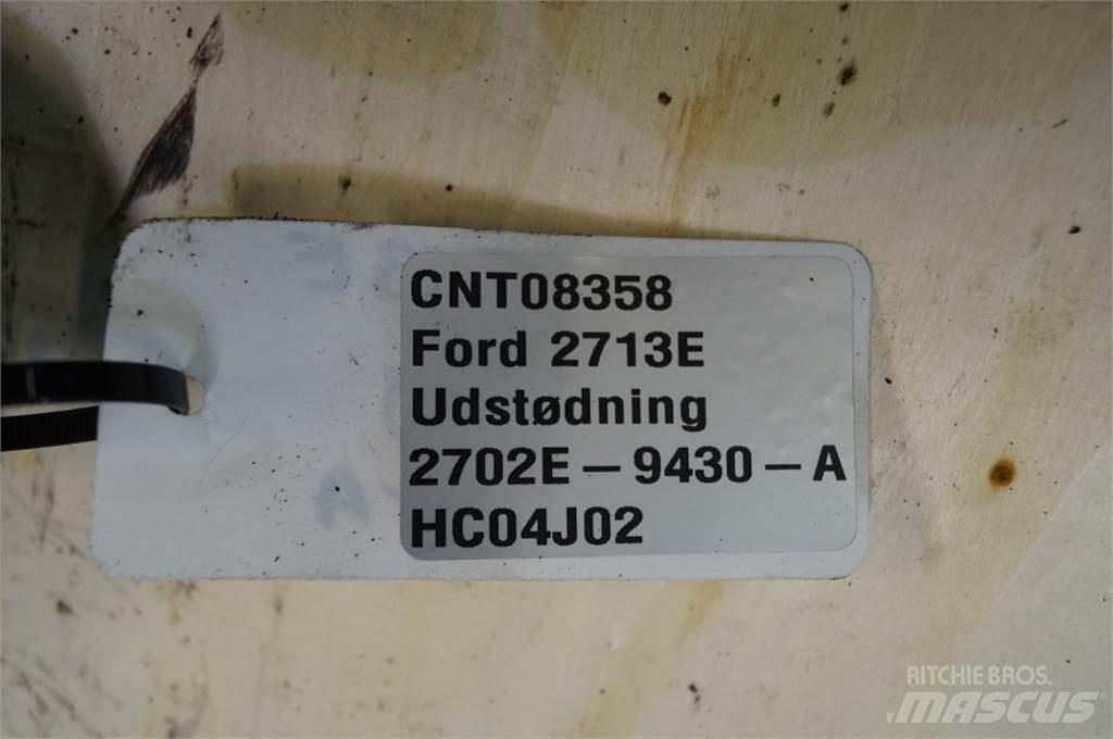 Ford 2713E Motorer