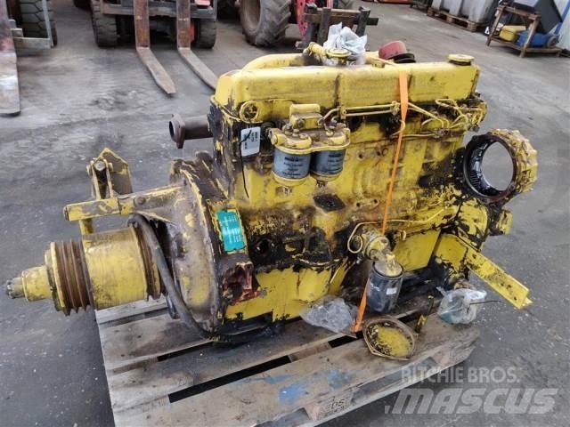 Ford 2725E Motorer