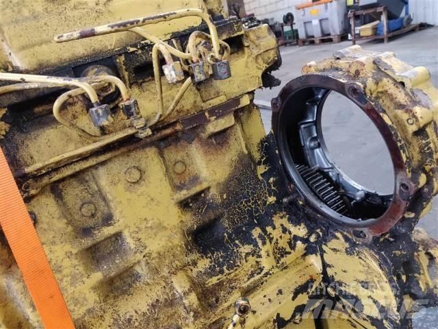 Ford 2725E Motorer