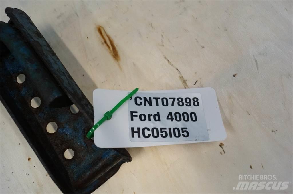 Ford 4000 Hytter och interiör