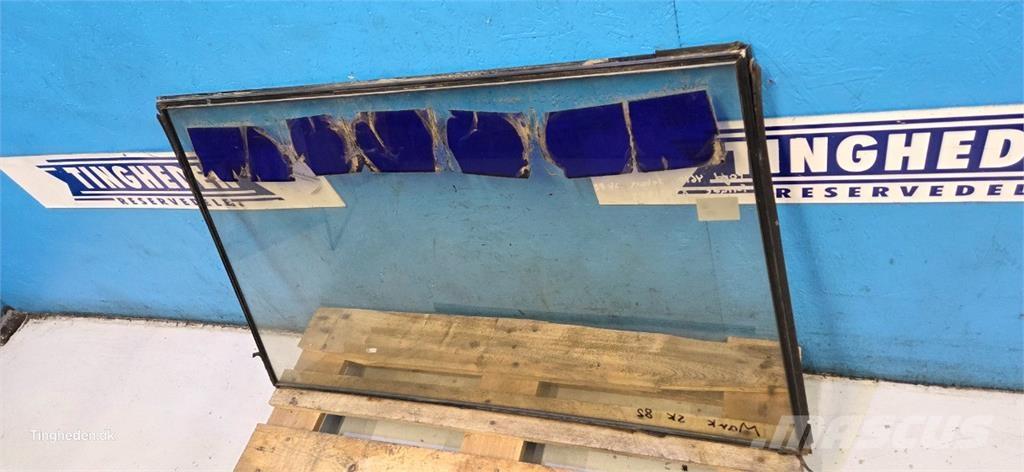 Ford 4610 Hytter och interiör