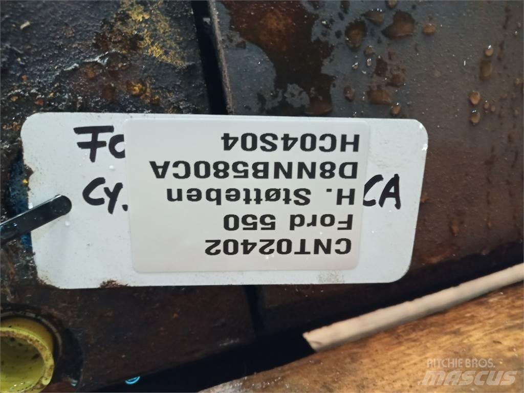 Ford 550 Övriga