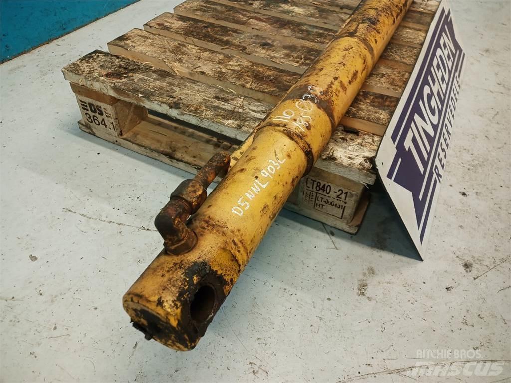 Ford 550 Bommar och stickor