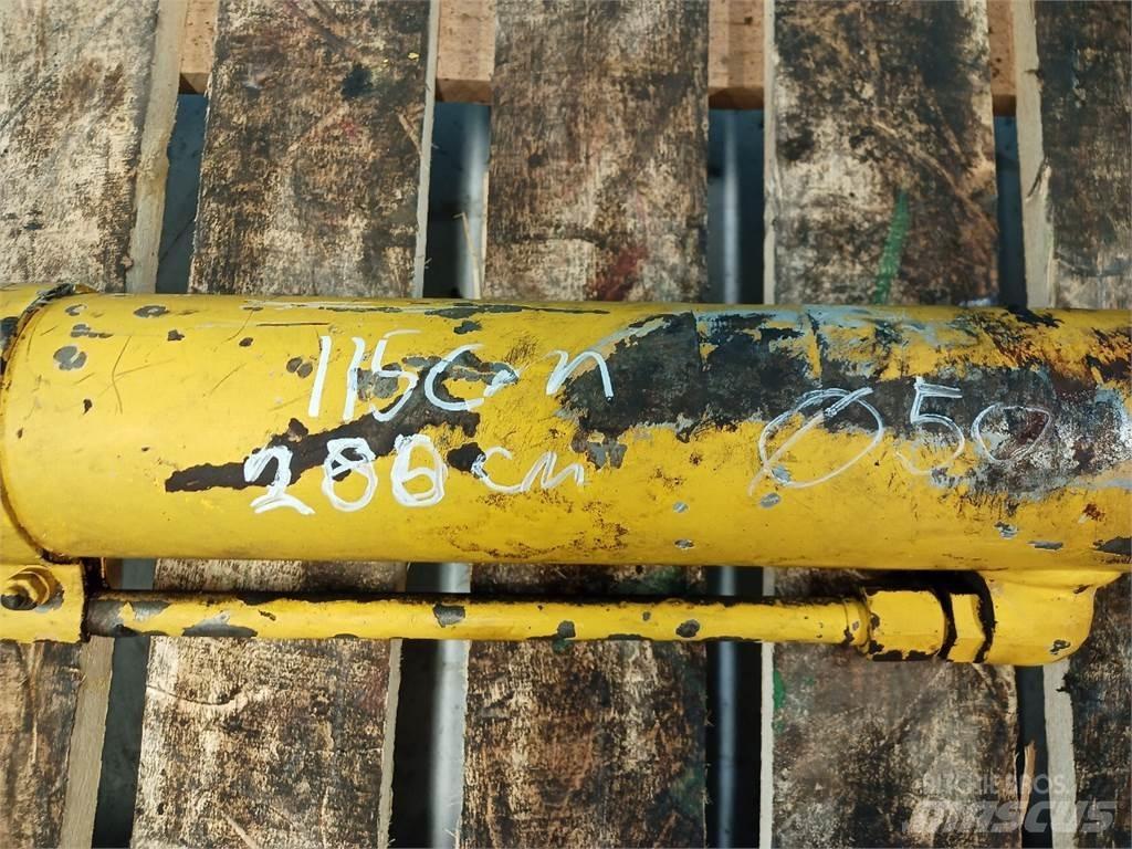 Ford 655 Bommar och stickor