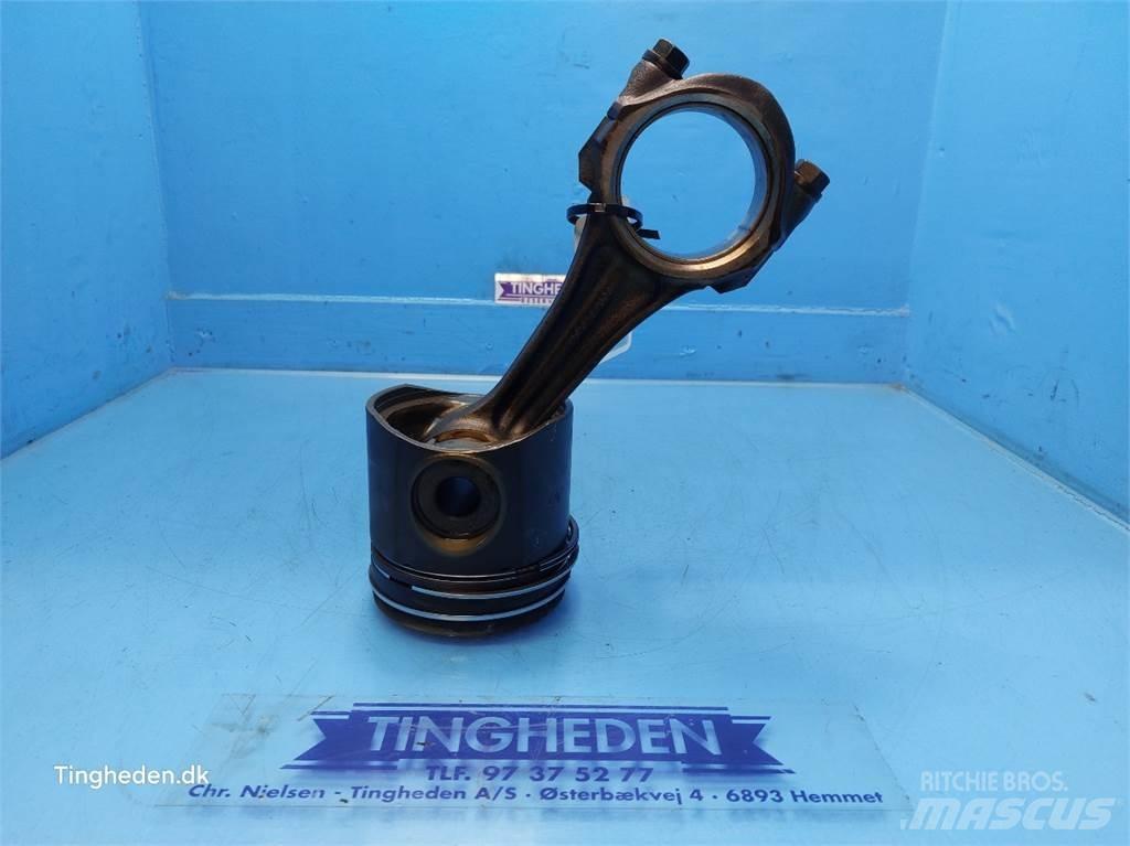 Ford 675TA Motorer