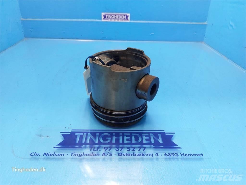 Ford 678 HT Motorer