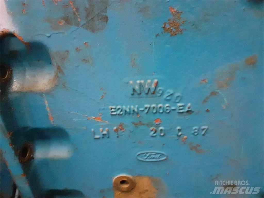 Ford 8210 Växellåda