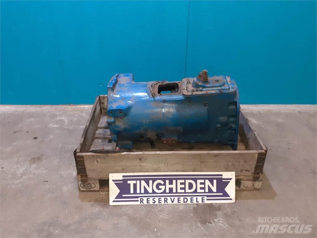 Ford 8210 Växellåda