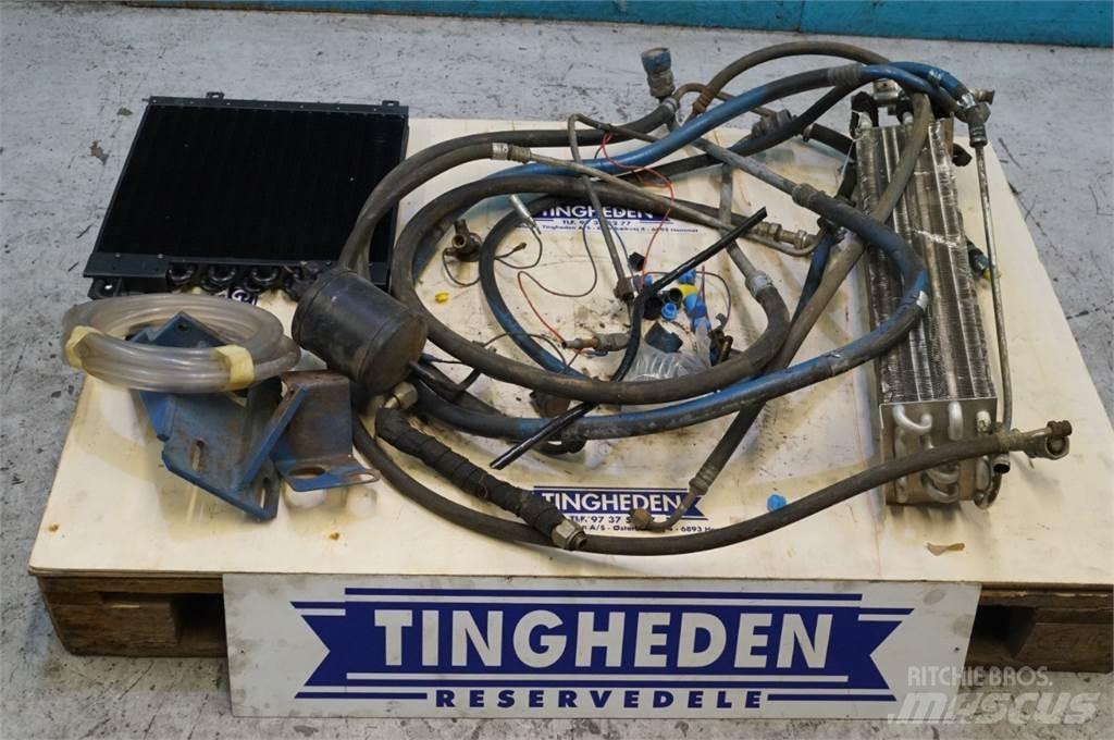 Ford 8210 Hytter och interiör