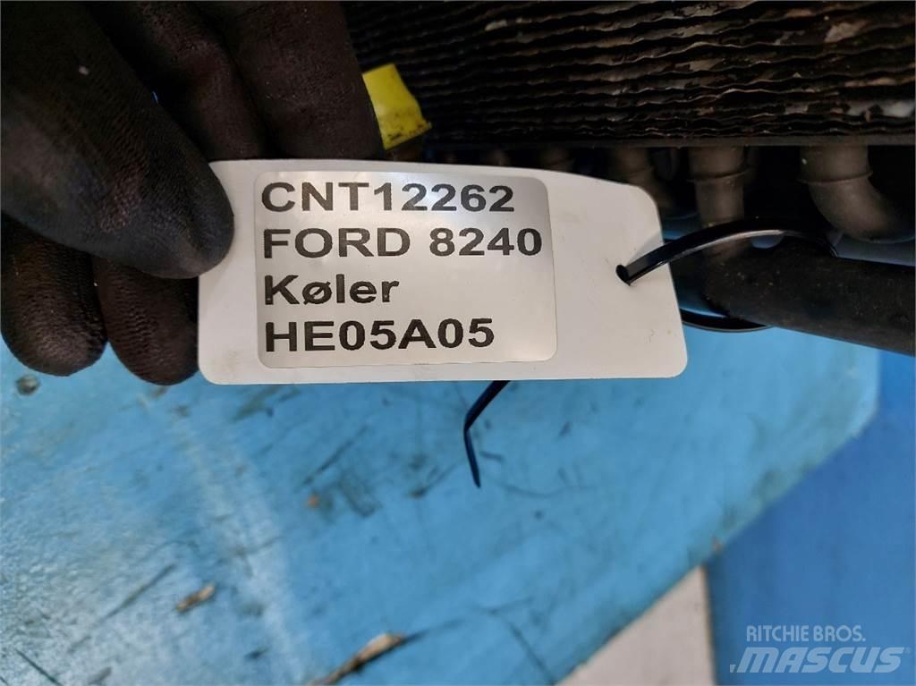 Ford 8240 Radiatorer