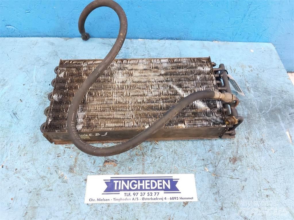 Ford 8340 Radiatorer