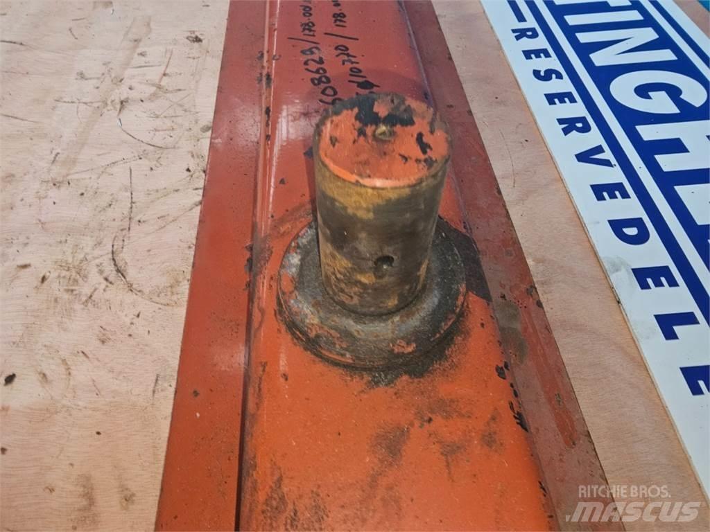 Hesston 4700 Övriga lantbruksmaskiner