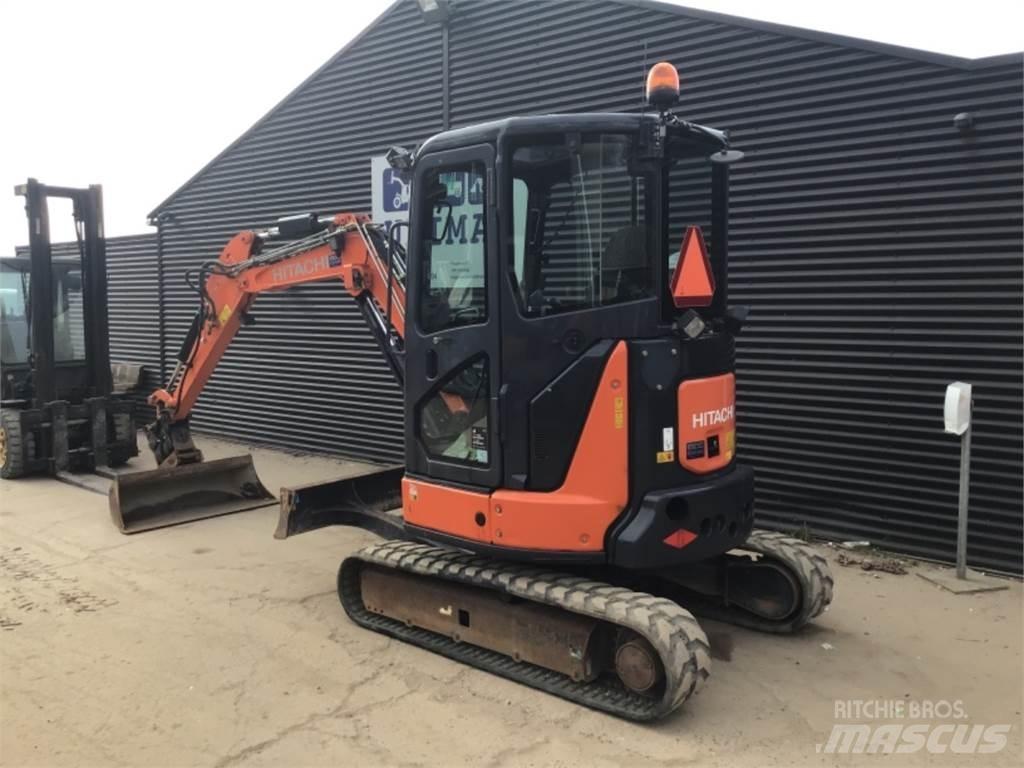 Hitachi ZX33U Minigrävare < 7t