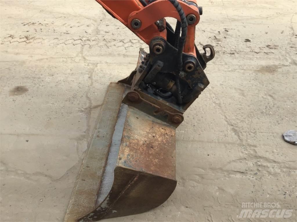 Hitachi ZX33U Minigrävare < 7t