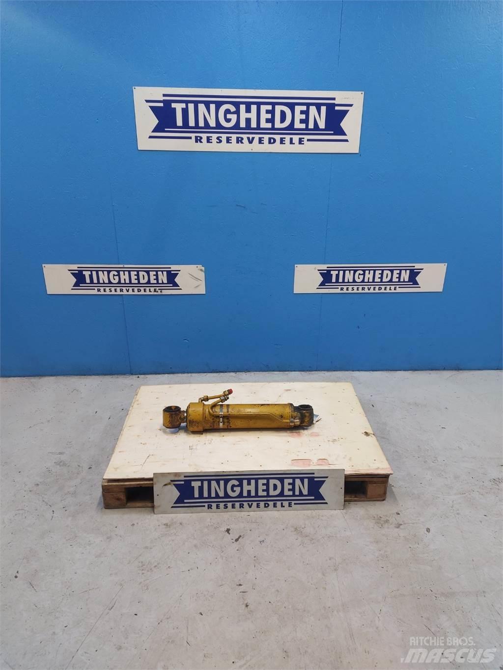 Hydrema 806 Bommar och stickor