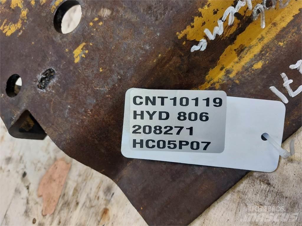 Hydrema 806 Hytter och interiör