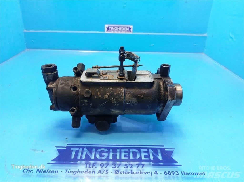 Hydrema 806 Motorer