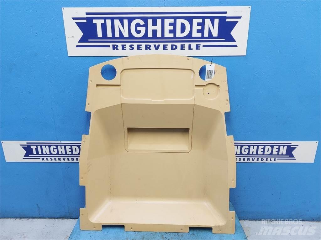 Hydrema 906 Hytter och interiör