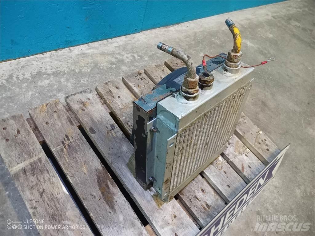Hydrema 906A Radiatorer