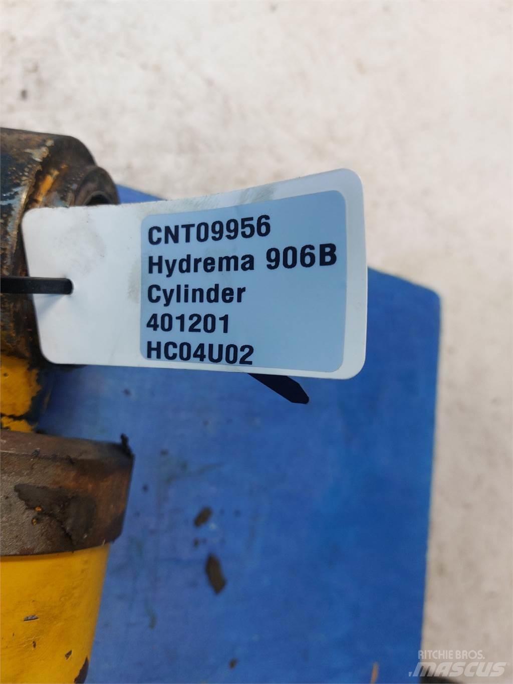 Hydrema 906B Bommar och stickor