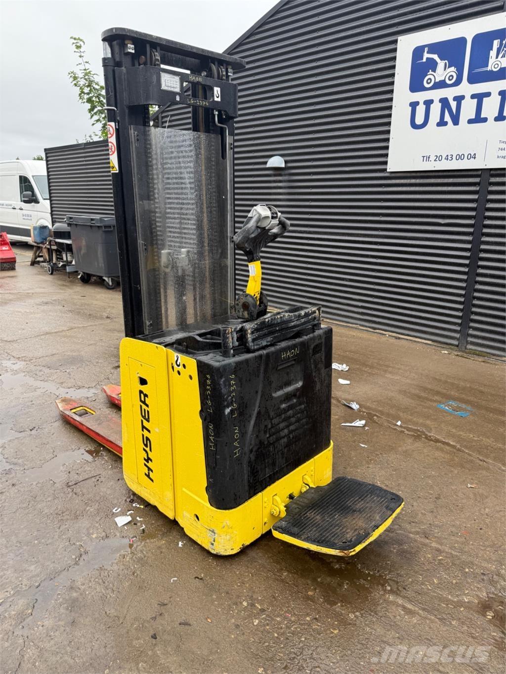 Hyster S1.5 Manuella pallstaplare
