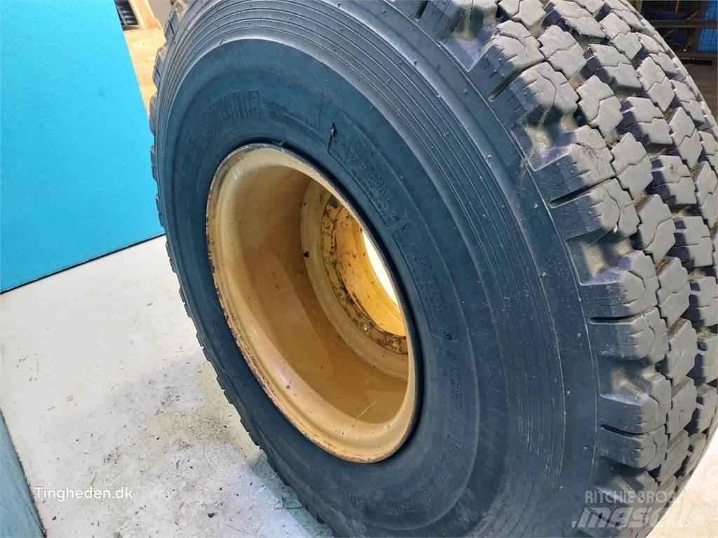JCB 25 20.5R25 Däck, hjul och fälgar