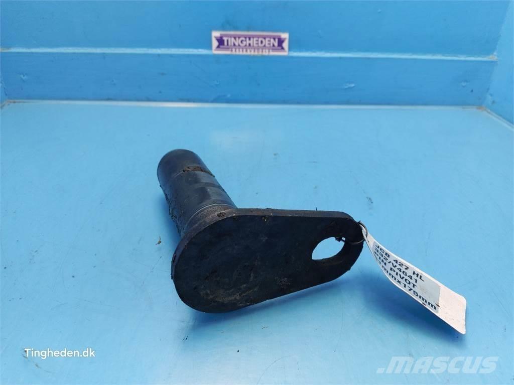 JCB 427 HL Bommar och stickor