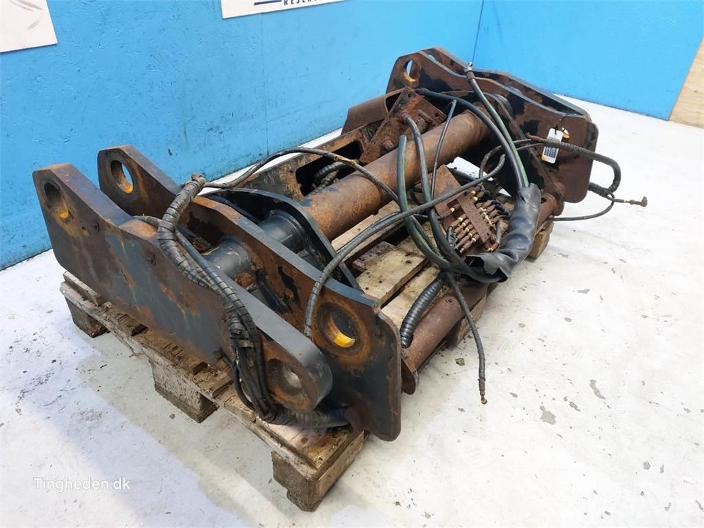 JCB 427 HL Redskapsfäste/ adaptrar