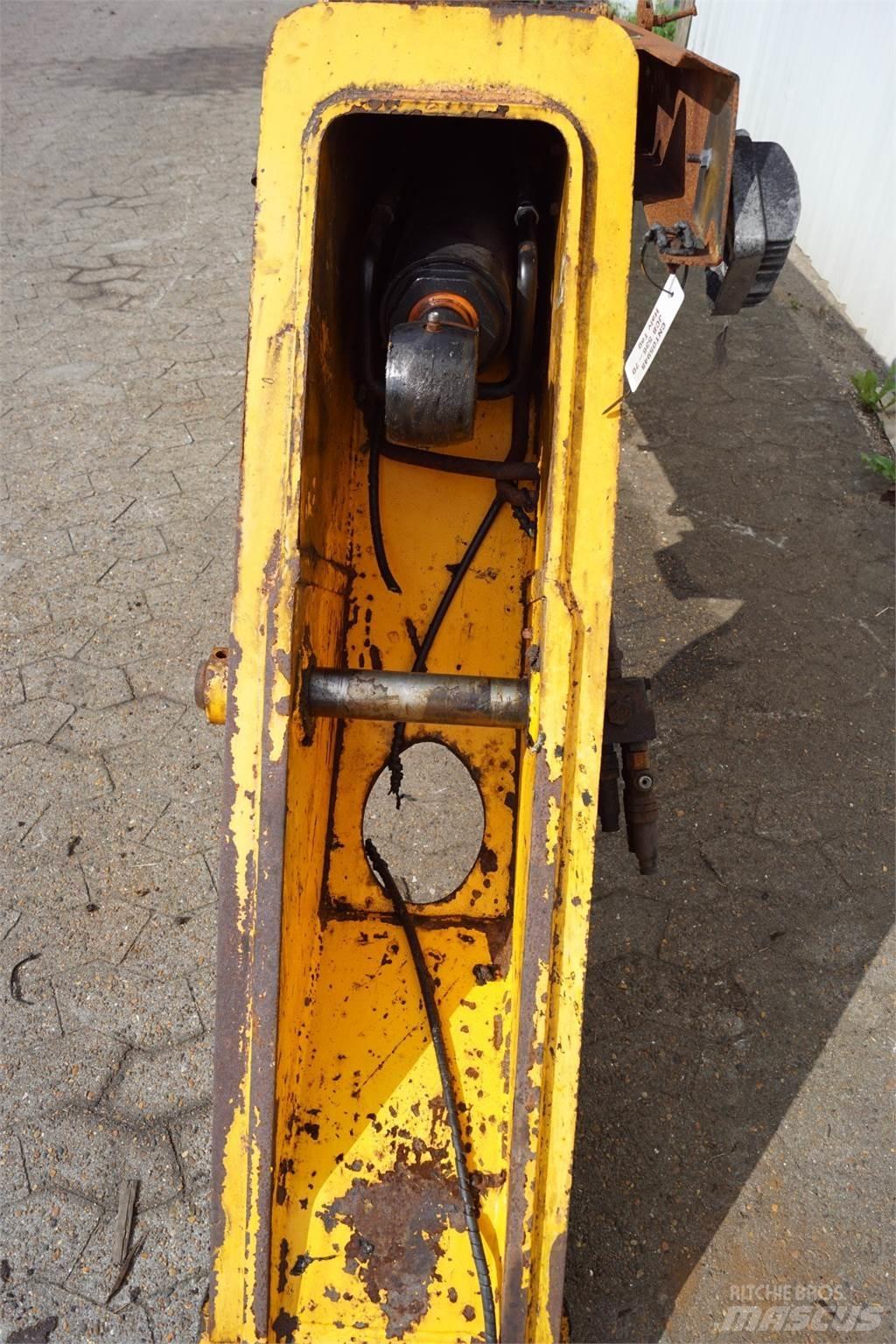 JCB 536-70 Bommar och stickor
