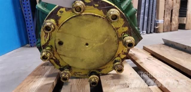 John Deere 1065 Trösktillbehör