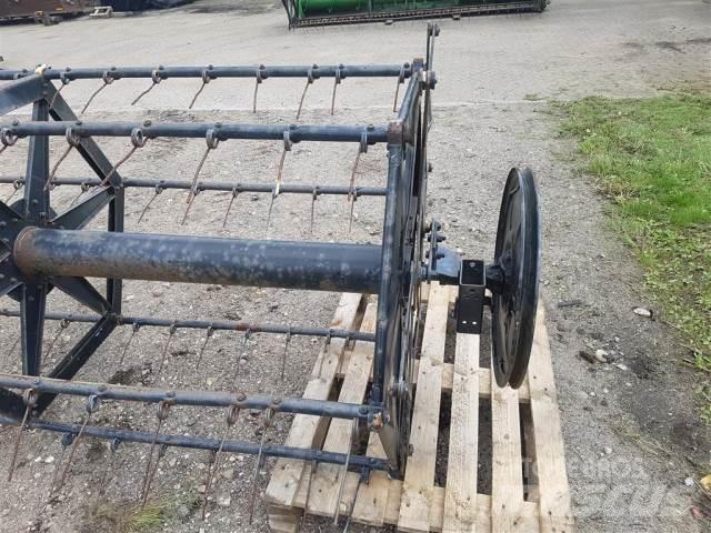 John Deere 1065 Trösktillbehör