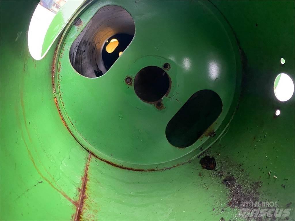 John Deere 1065 Trösktillbehör