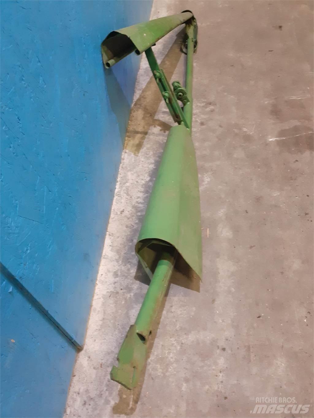 John Deere 1075 Trösktillbehör