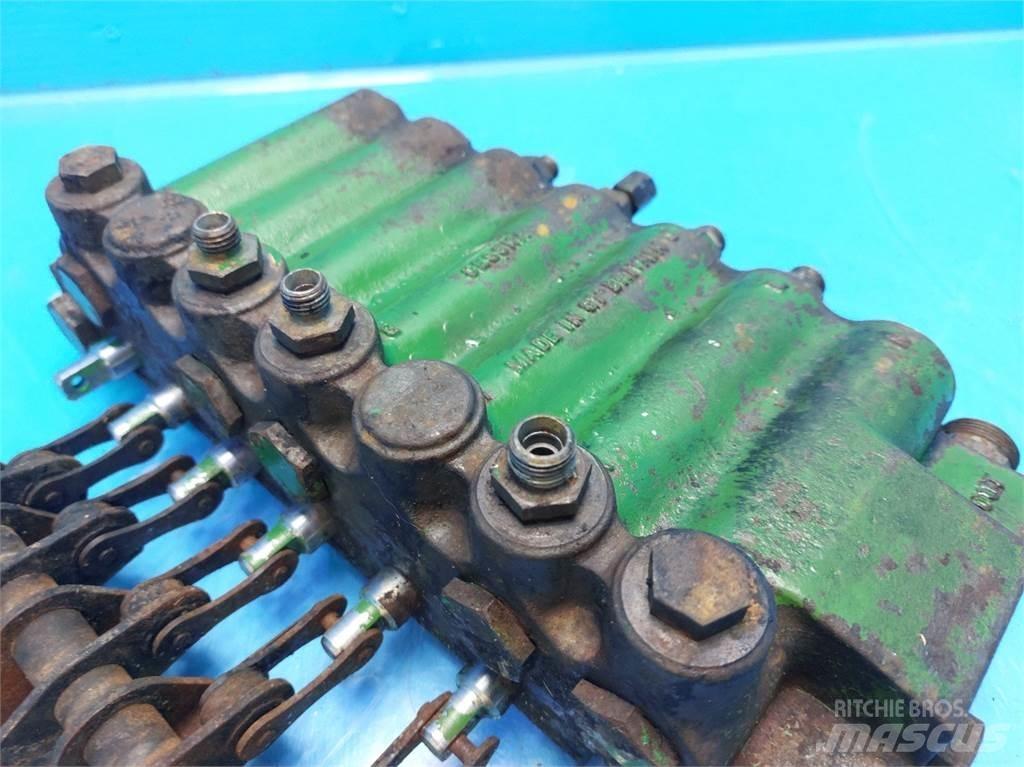 John Deere 1085 Hydraulik