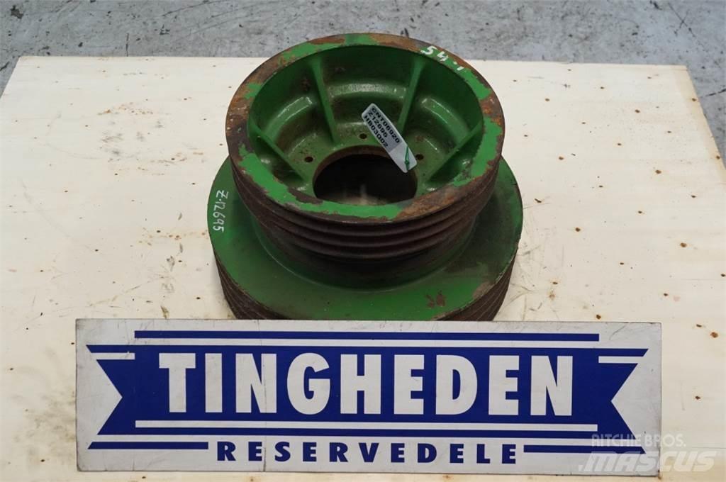 John Deere 2058 Lantbruk - Övrigt