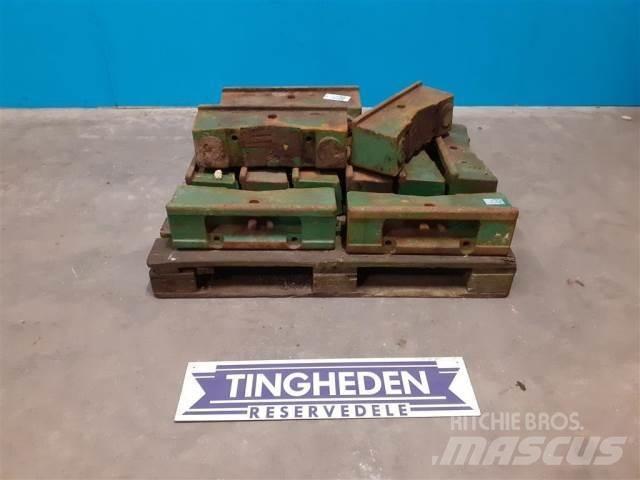 John Deere 2140 Frontvikter