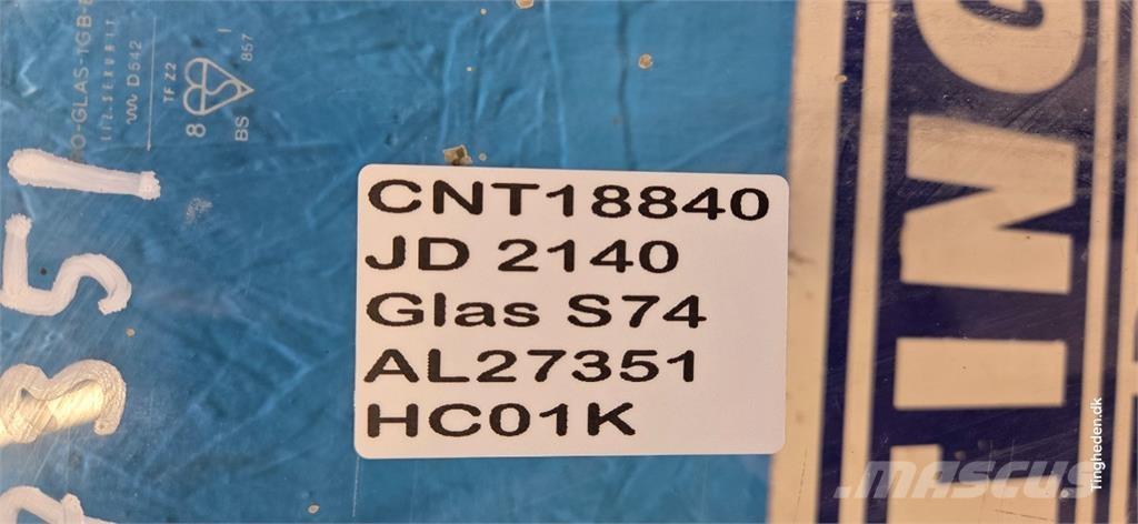 John Deere 2140 Hytter och interiör