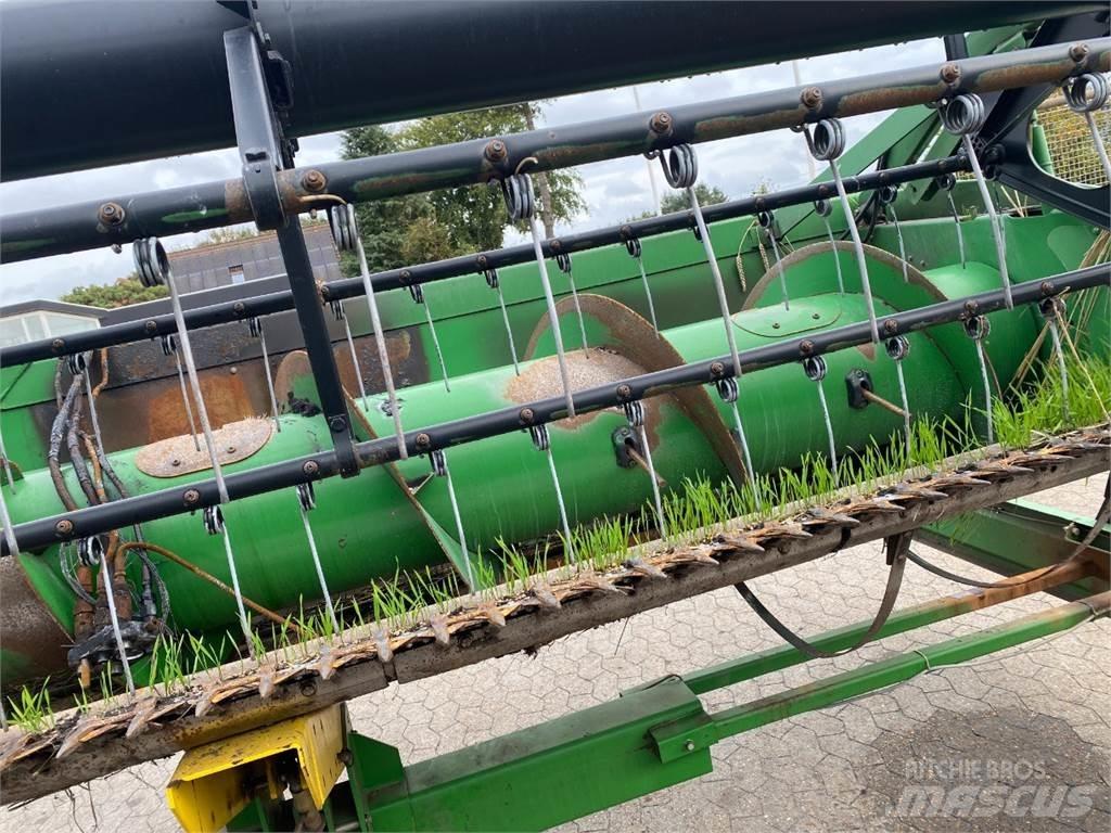 John Deere 25 Trösktillbehör
