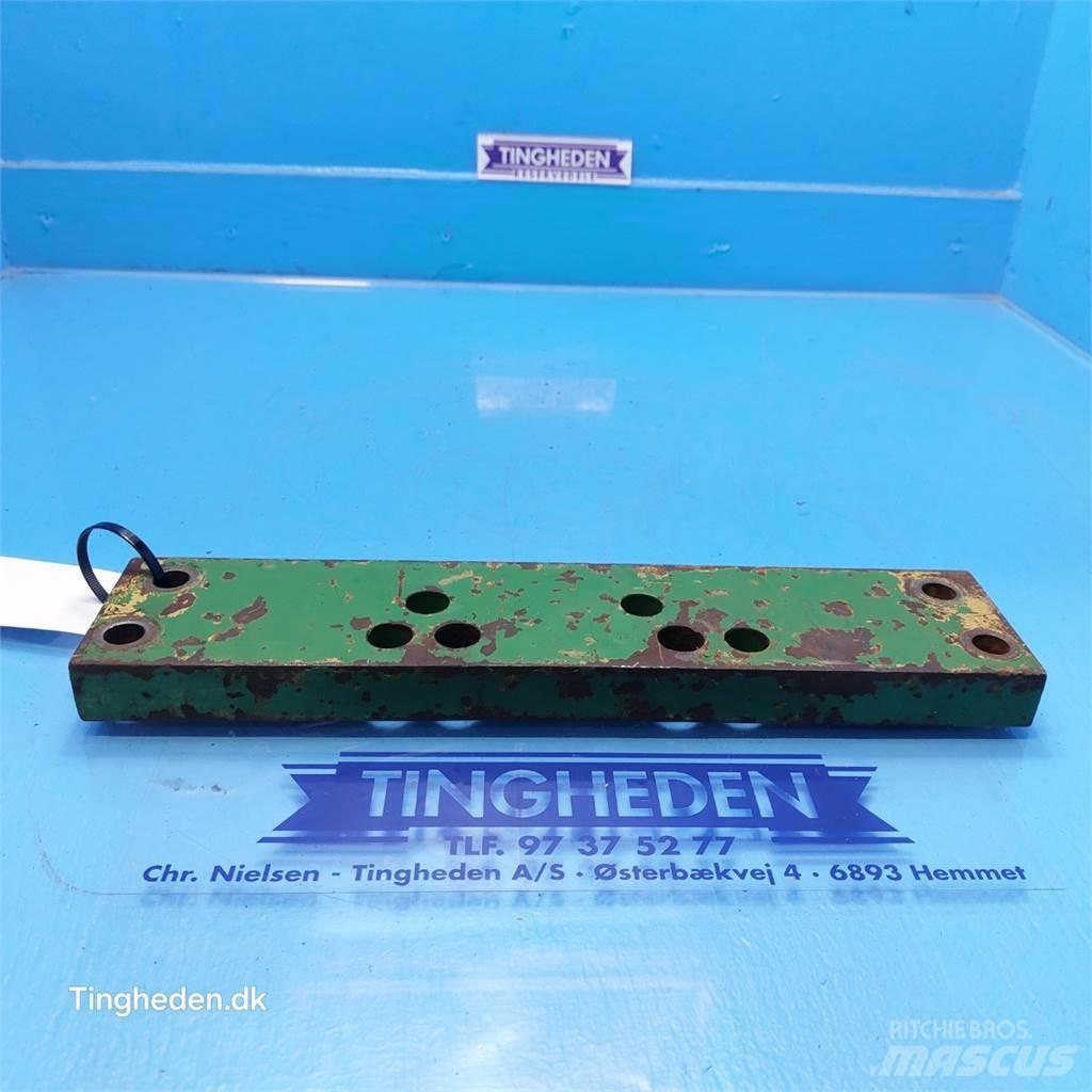 John Deere 2951 Övriga traktortillbehör