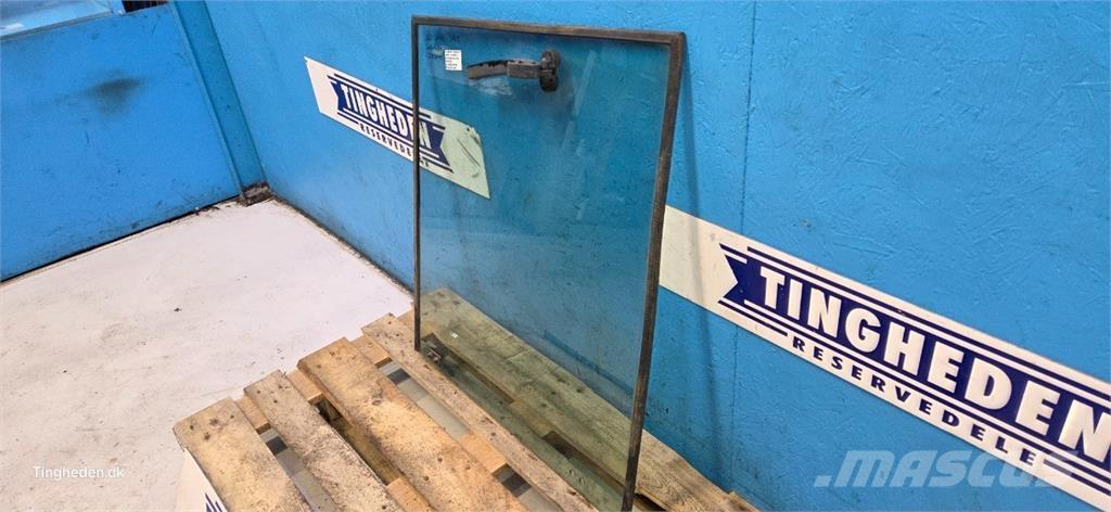 John Deere 3040 Hytter och interiör