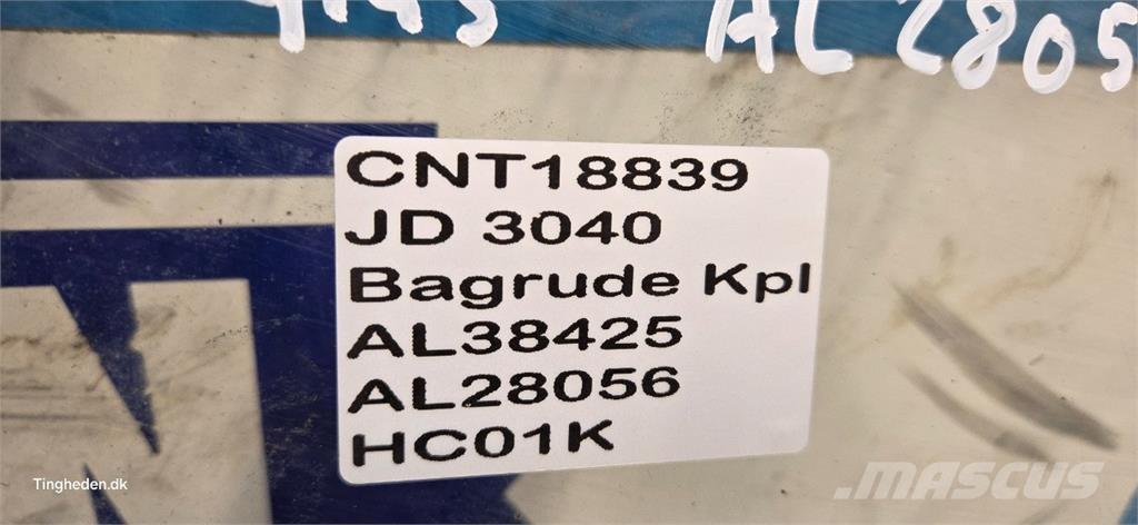 John Deere 3040 Hytter och interiör