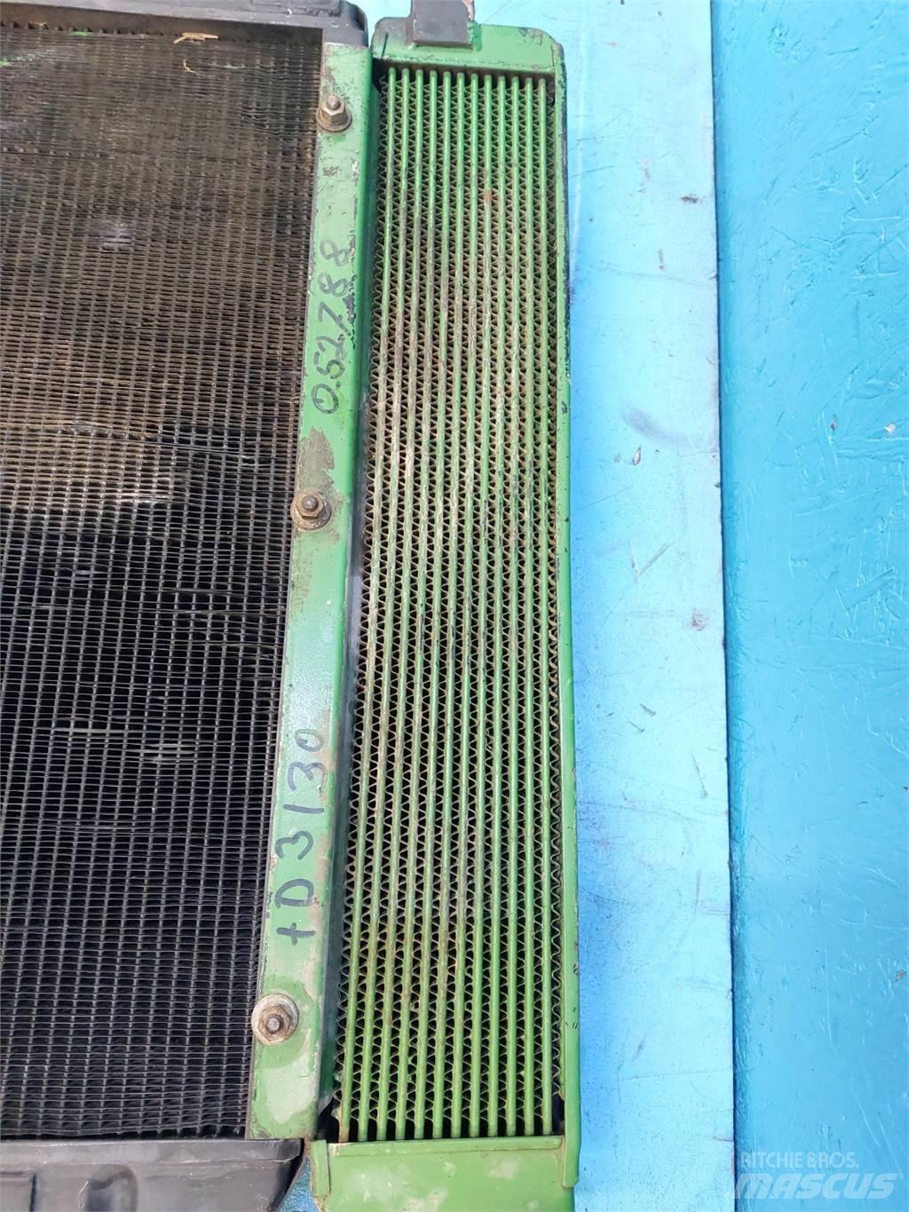 John Deere 3130 Radiatorer