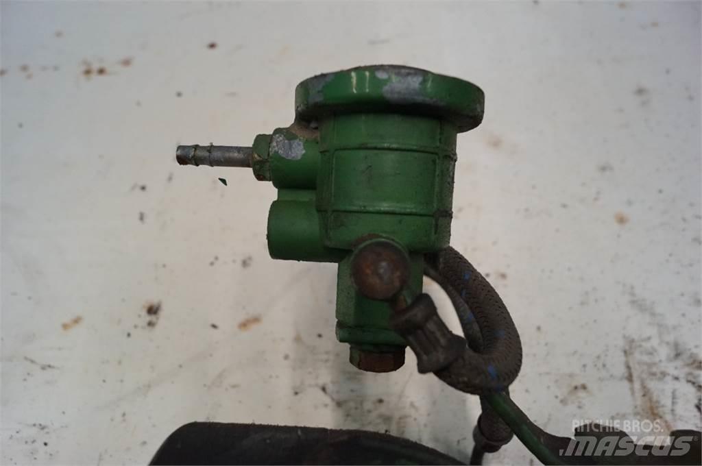 John Deere 3140 Motorer
